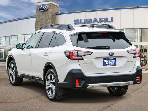 Used 2020 Subaru Outback Limited image 2