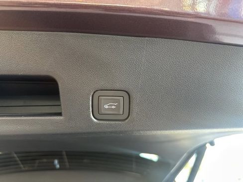 New 2026 Chevrolet Traverse RS w/ LPO, Floor Liner Package image 16