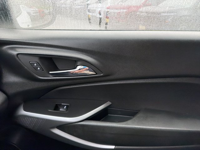 Used 2024 Chevrolet Trax LS FWD image 24