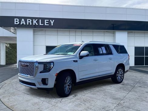Certified 2023 GMC Yukon XL Denali RWD image 7