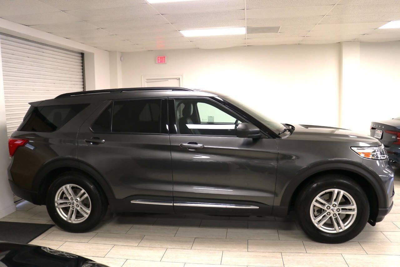 Used 2020 Ford Explorer XLT RWD image 9