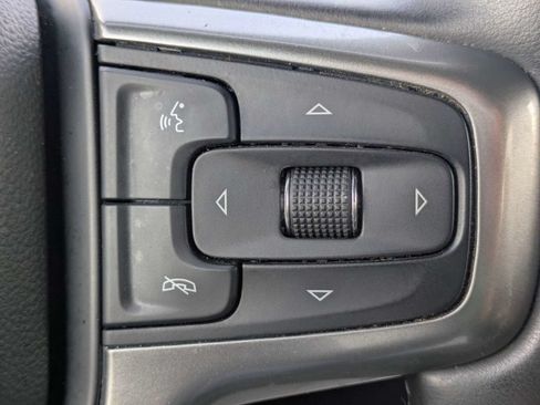 Used 2025 Chevrolet Silverado 1500 LT RWD image 27