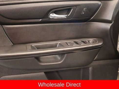 Used 2015 Chevrolet Traverse LT AWD/4WD image 9