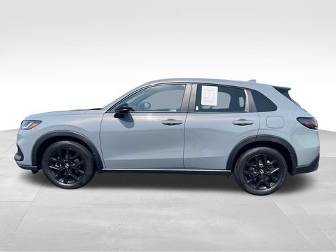 Used 2023 Honda HR-V Sport image 2