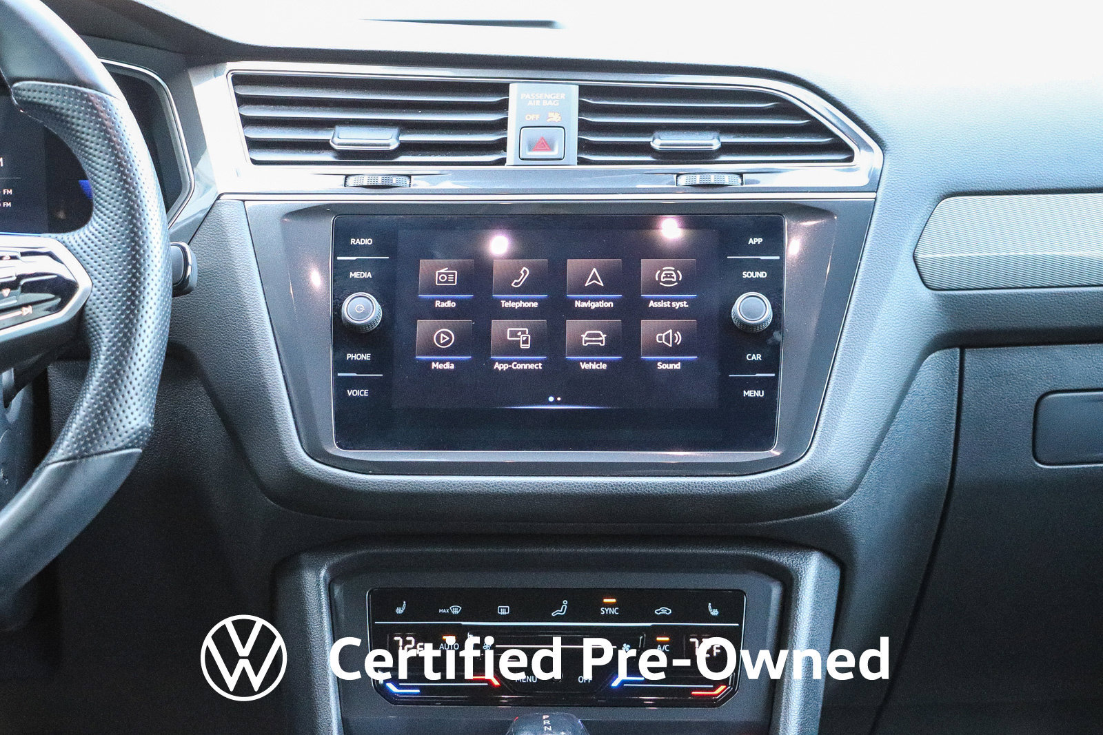 Used 2023 Volkswagen Tiguan SE R-Line FWD image 13