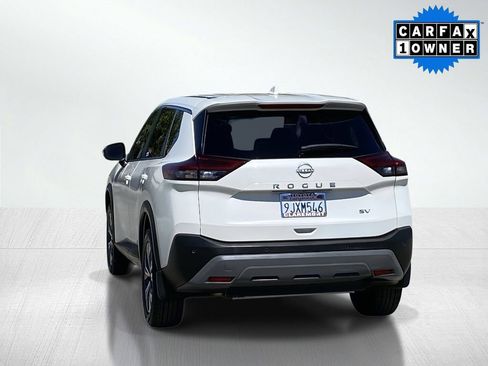 Used 2023 Nissan Rogue SV image 6