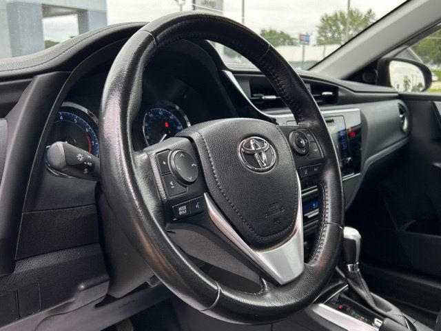 Used 2019 Toyota Corolla XSE FWD image 31