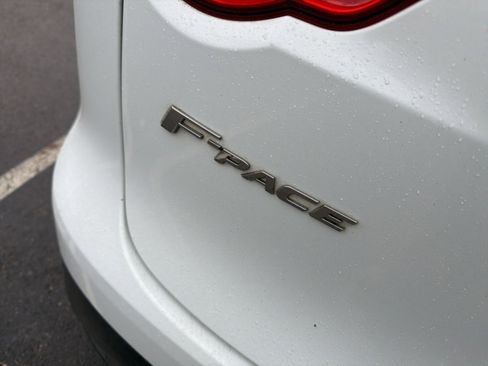 Used 2020 Jaguar F-PACE Prestige image 5