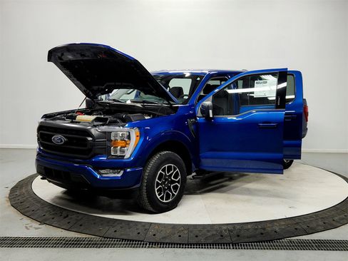 Used 2023 Ford F150 XLT w/ Equipment Group 302A High image 11