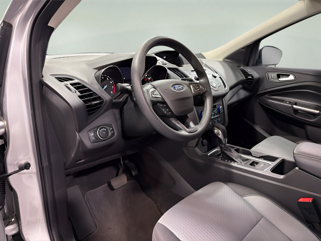 Used 2018 Ford Escape SE FWD image 10