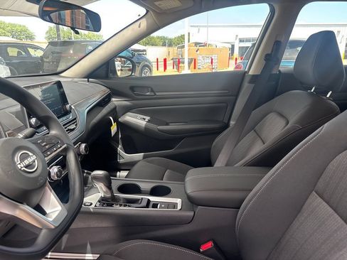 New 2026 Nissan Altima 2.5 SV AWD/4WD image 15