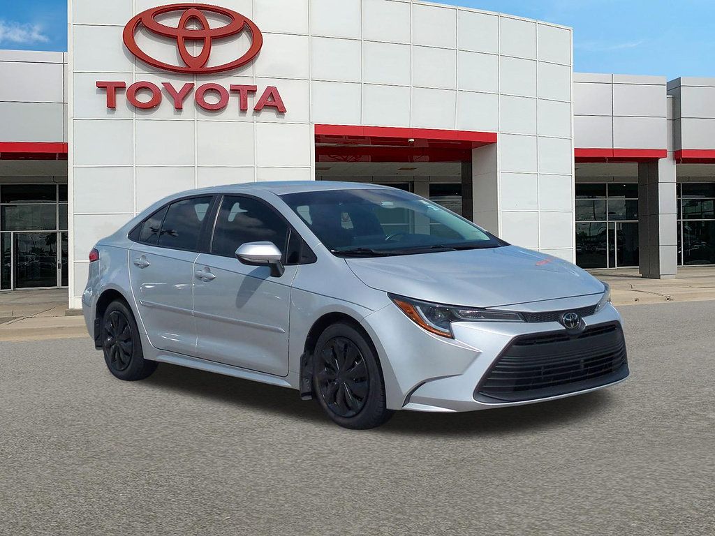 Certified 2023 Toyota Corolla LE FWD image 1