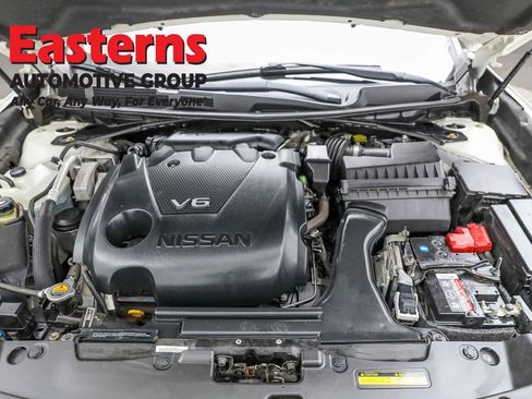Used 2017 Nissan Maxima Platinum image 7