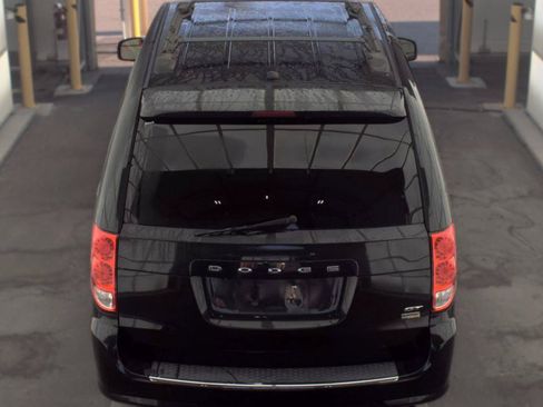 Used 2018 Dodge Grand Caravan GT FWD image 6