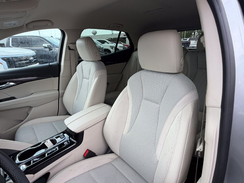 Certified 2023 Buick Envision Preferred FWD image 26