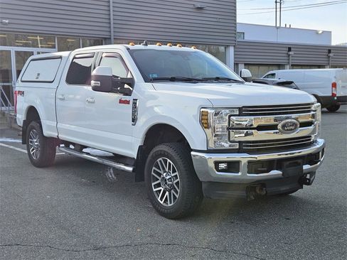 Used 2019 Ford F250 Lariat w/ Lariat Ultimate Package image 6