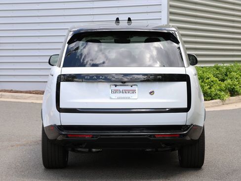New 2026 Land Rover Range Rover SE AWD/4WD image 3