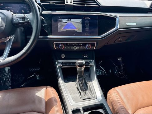 Used 2019 Audi Q3 2.0T Premium Plus w/ Premium Plus Package AWD/4WD image 18