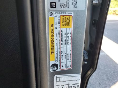 Used 2025 Chevrolet Tahoe LT AWD/4WD image 30