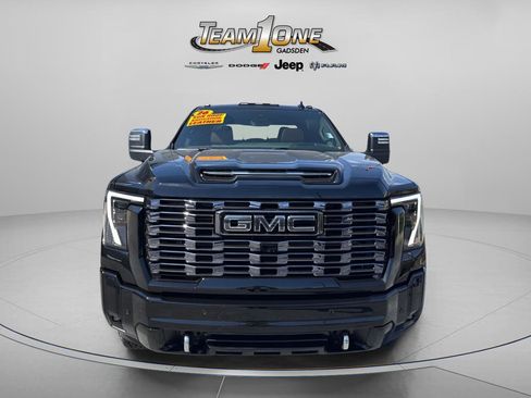 Used 2026 GMC Sierra 2500 Denali Ultimate w/ Max Trailering Package image 2