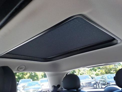 Used 2016 MINI Cooper 2-Door Hardtop image 17