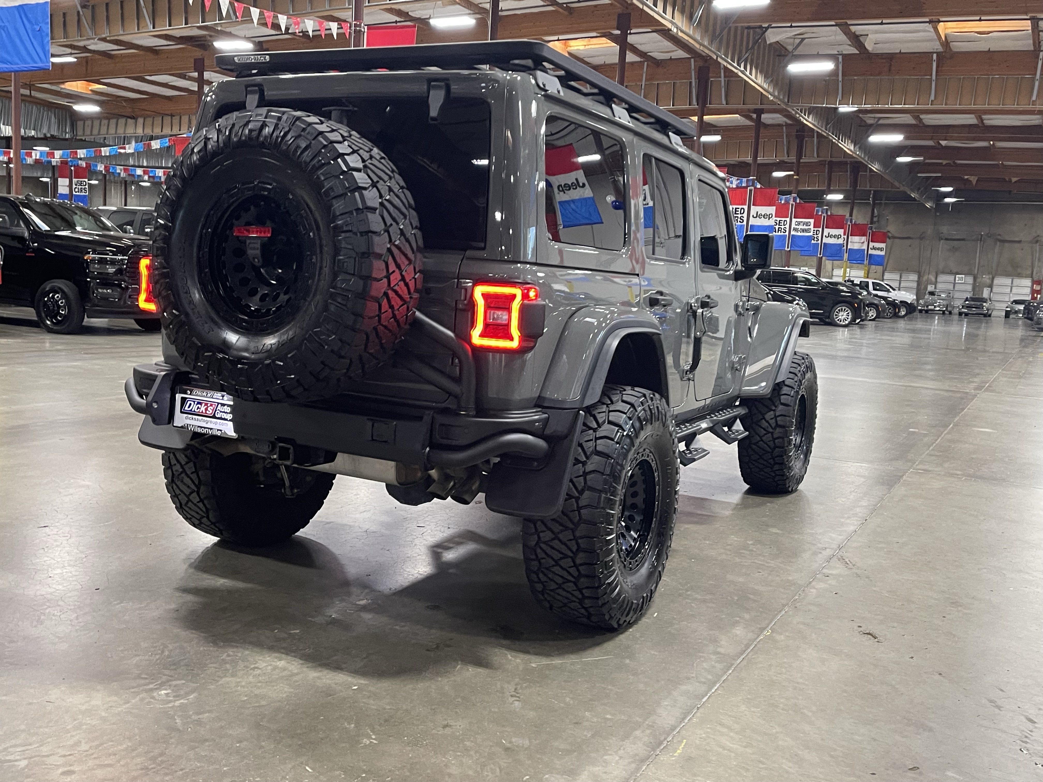 Used 2023 Jeep Wrangler Unlimited Rubicon 392 w/ Xtreme Recon 35" Tire Package AWD/4WD image 5