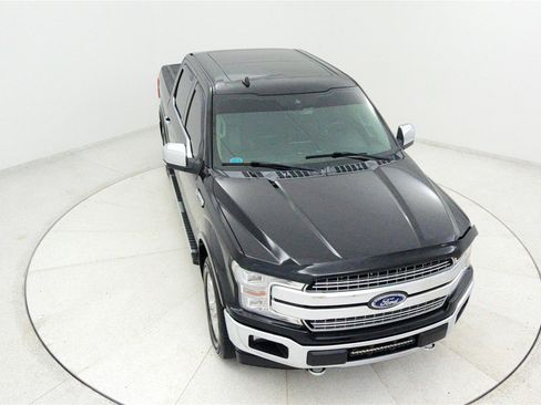 Used 2019 Ford F150 Lariat w/ Equipment Group 502A Luxury AWD/4WD image 20
