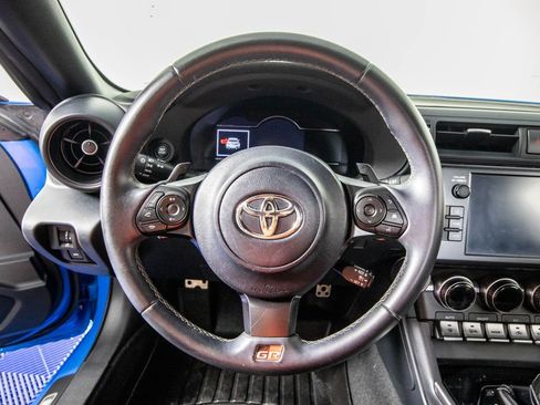 Used 2023 Toyota GR86 Premium RWD image 14