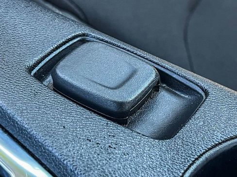 Certified 2023 Chevrolet Camaro LT image 27