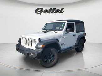 Used 2023 Jeep Wrangler Sport AWD/4WD video 1