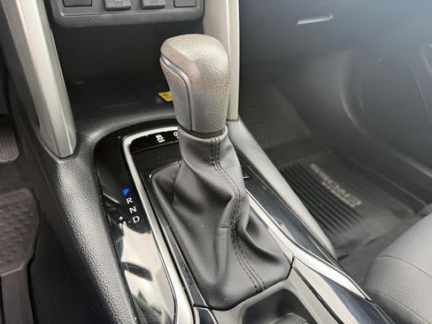 Used 2023 Toyota Corolla Cross XLE w/ Convenience Package image 29