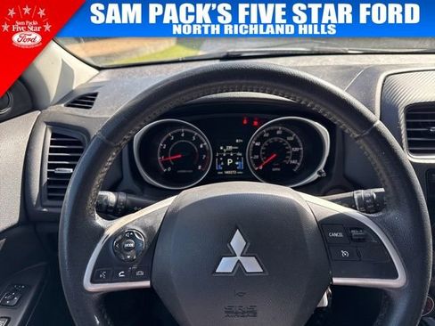 Used 2015 Mitsubishi Outlander Sport ES image 6