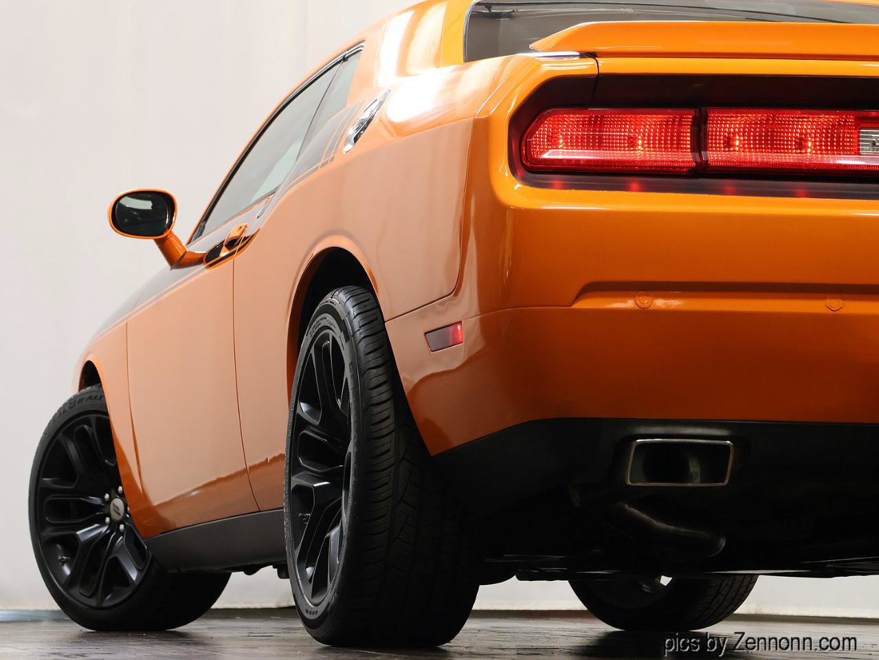 Used 2014 Dodge Challenger R/T Plus RWD image 18