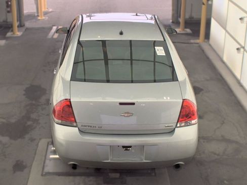 Used 2015 Chevrolet Impala LT w/ LT Sunroof Package FWD image 5