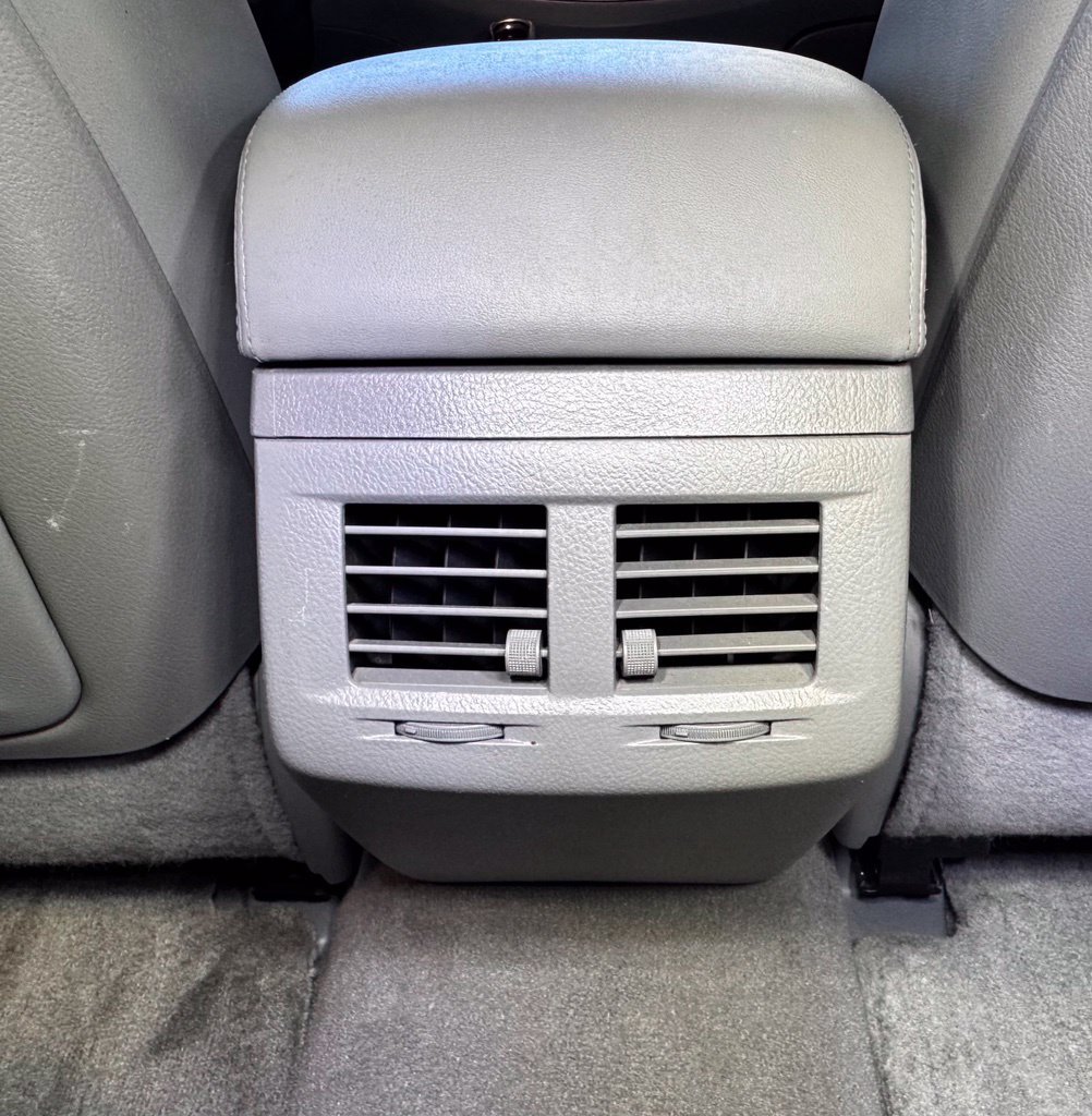 Used 2008 Toyota Avalon Limited FWD image 35