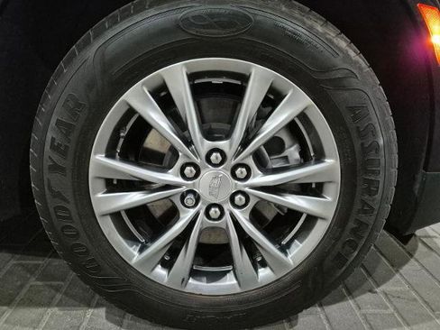 Used 2022 Cadillac XT5 Premium Luxury image 9