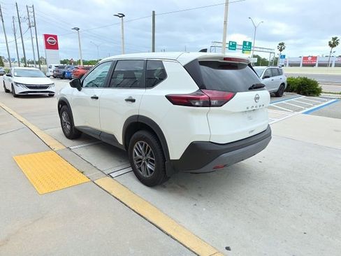 Used 2023 Nissan Rogue S image 6