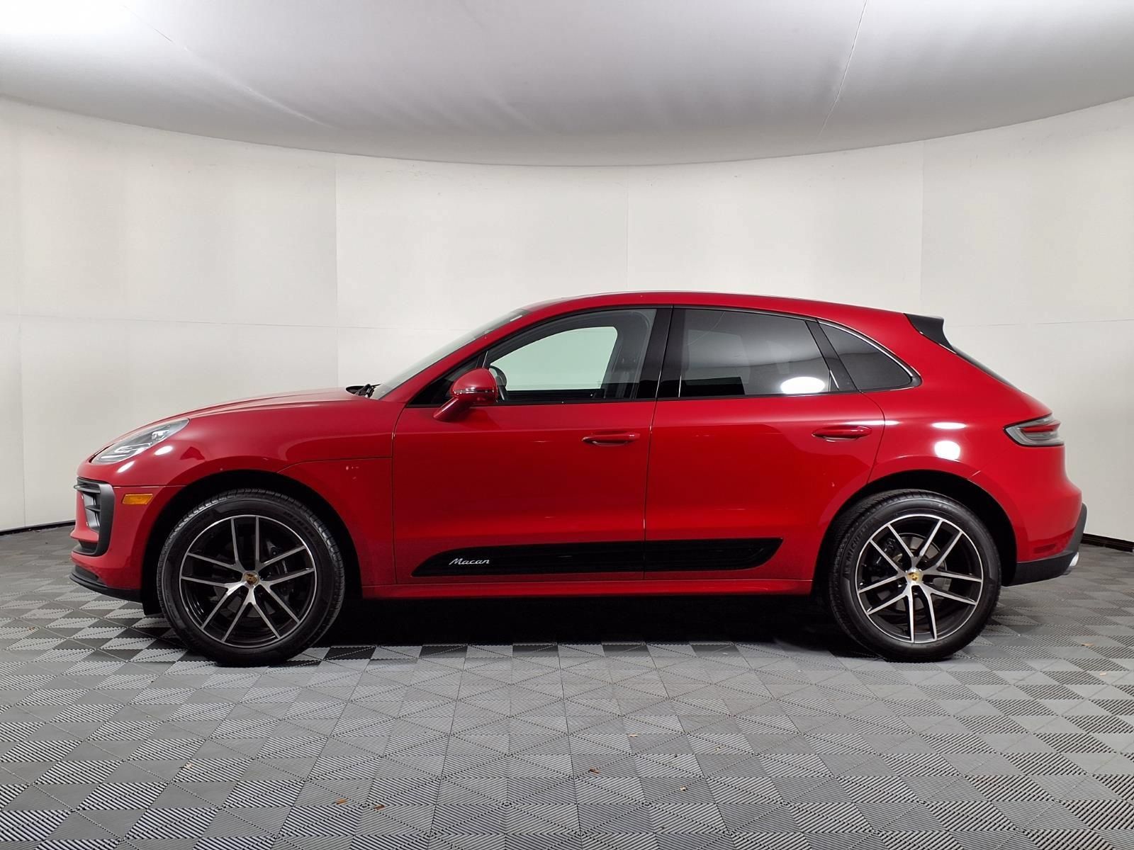 Used 2024 Porsche Macan Turbo AWD/4WD image 4