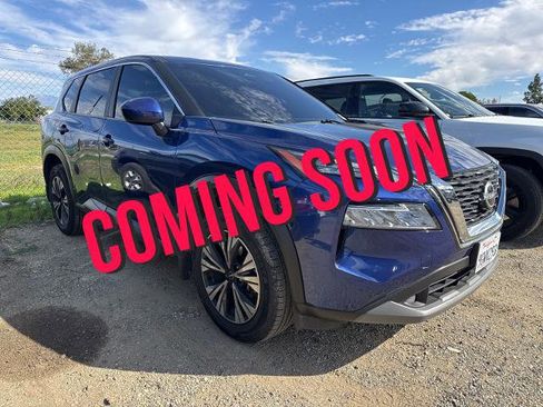 Certified 2023 Nissan Rogue SV image 1