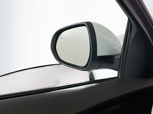 Used 2025 Buick Encore GX Preferred FWD image 16