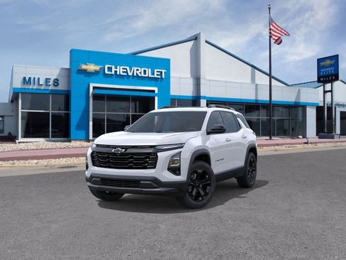 New 2026 Chevrolet Equinox LT image 8