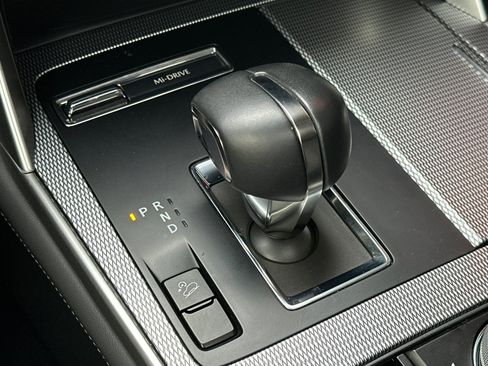 Used 2025 MAZDA CX-70 3.3 Turbo w/ Premium Package image 29