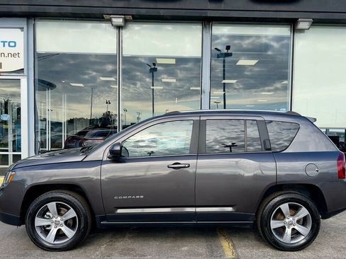 Used 2017 Jeep Compass High Altitude image 33