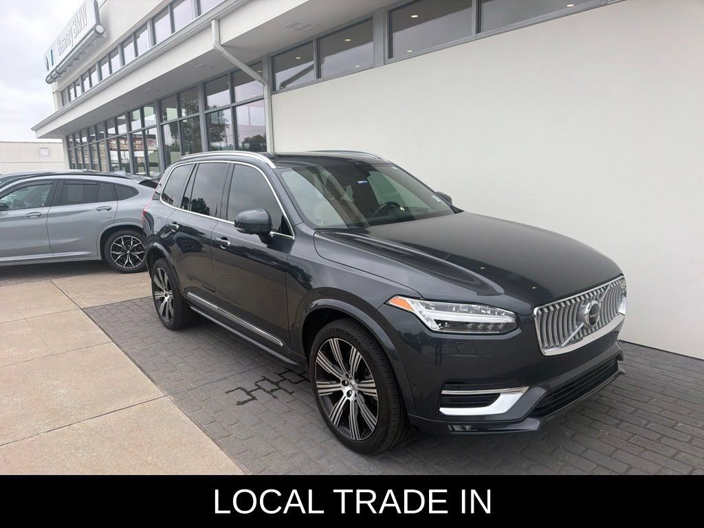Used 2022 Volvo XC90 T6 Inscription w/ Lounge Package AWD/4WD image 1
