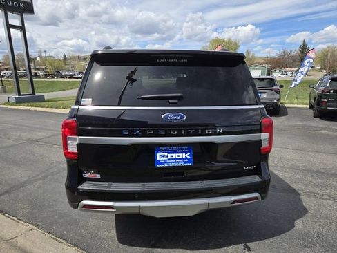 Used 2024 Ford Expedition Max XLT AWD/4WD image 4