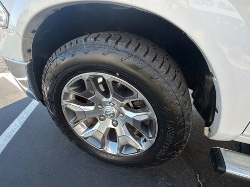 Used 2017 RAM 1500 Limited AWD/4WD image 24