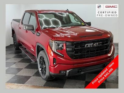 Used 2023 GMC Sierra 1500 Elevation w/ LPO, Elevation Black Package