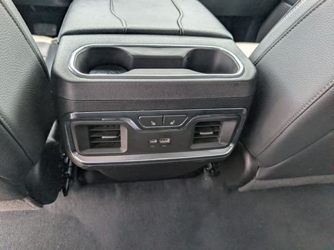 Certified 2025 GMC Sierra 2500 Denali w/ Denali Reserve Package AWD/4WD image 19