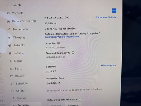 Used 2022 Tesla Model X image 25