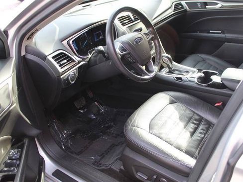 Used 2014 Ford Fusion Energi SE FWD image 17